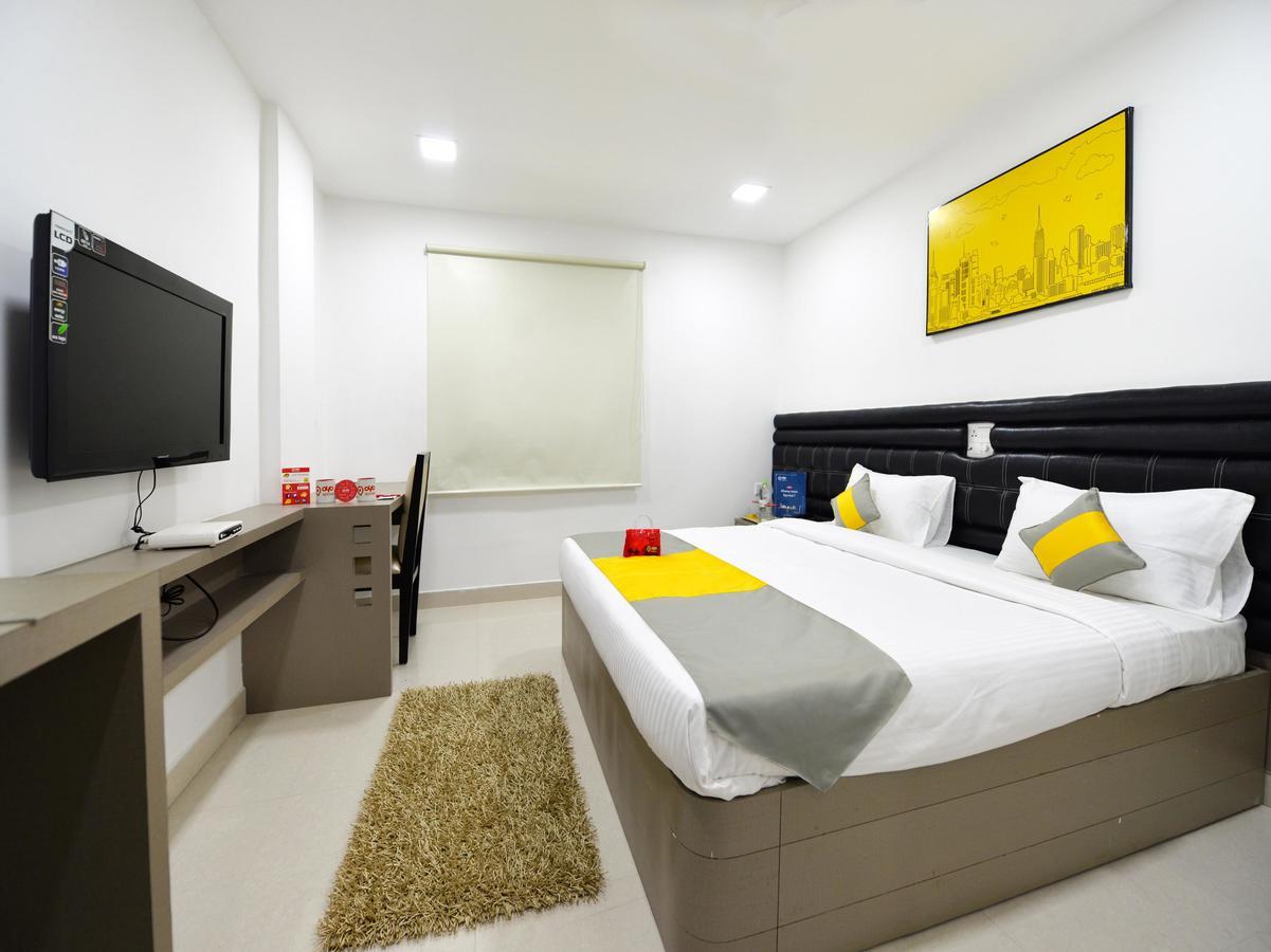 La Riviera Suites Хидерабад Екстериор снимка